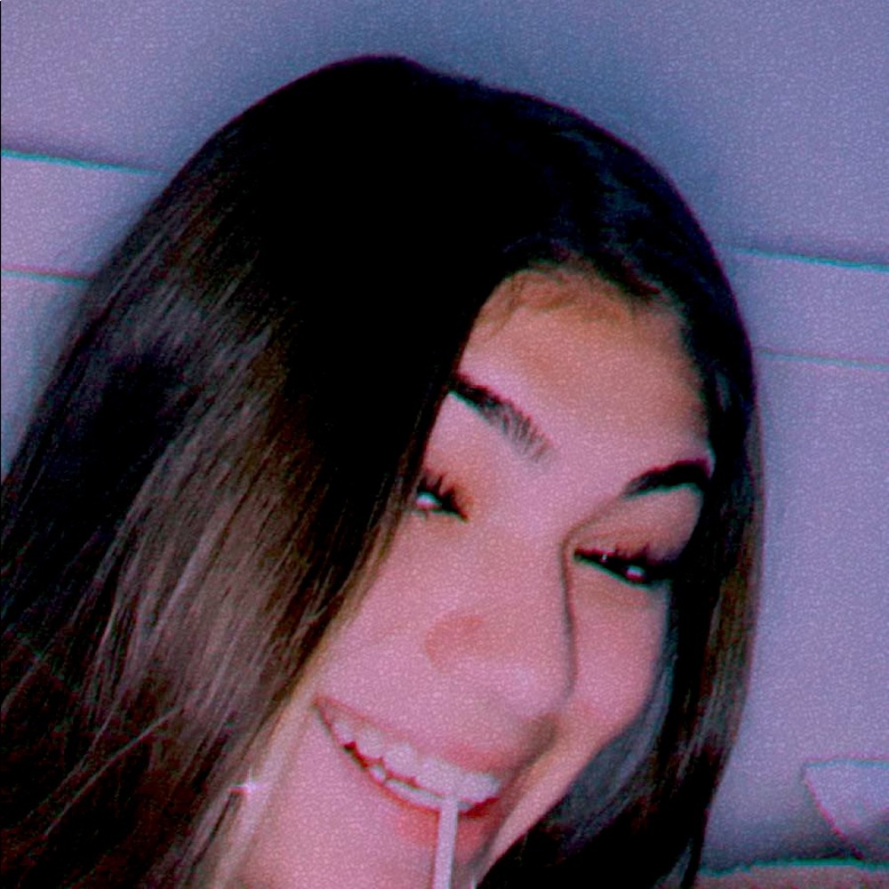 Meet your Posher, Lilly